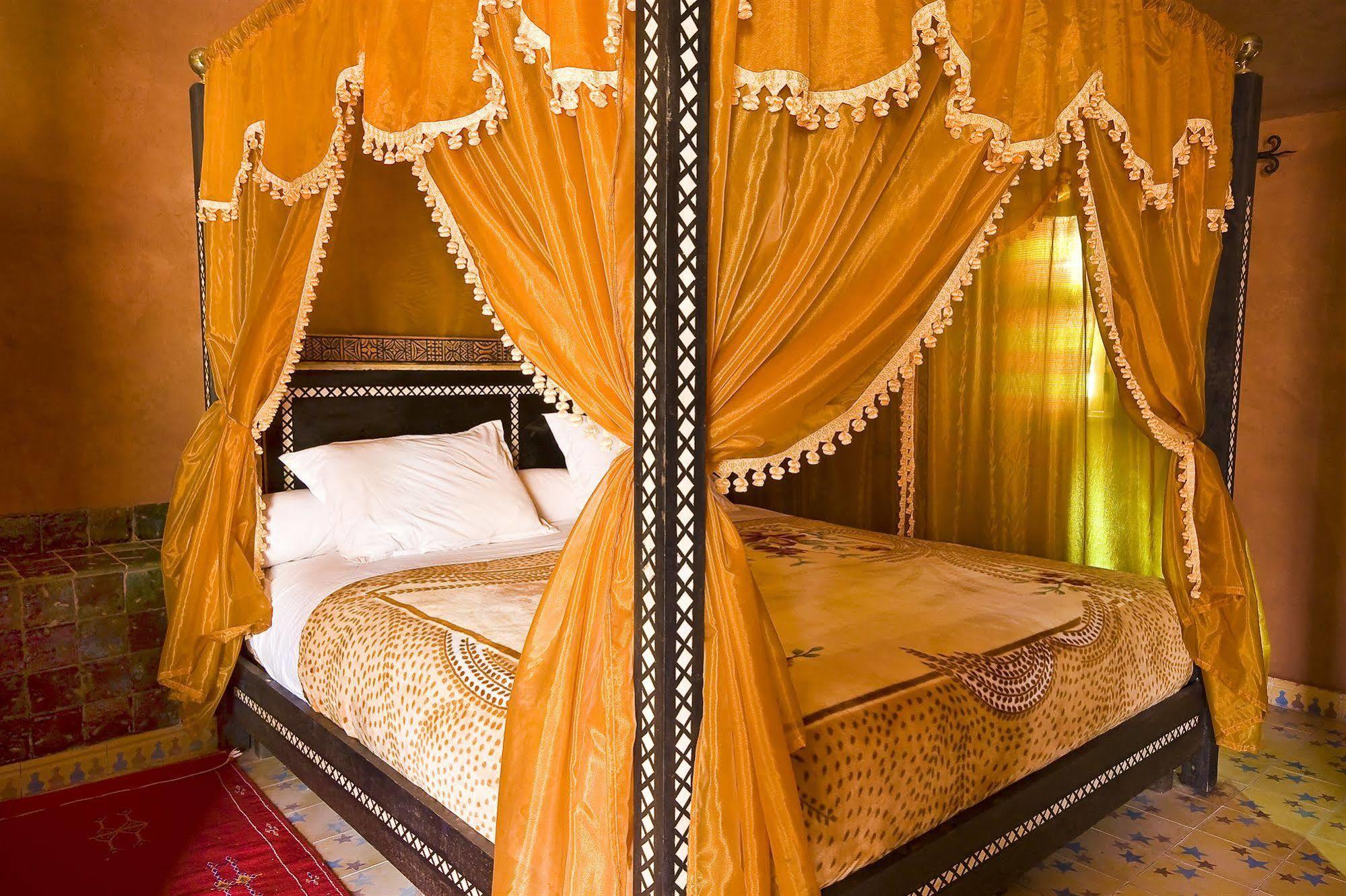 Chez Le Pacha Hotel M'Hamid Ngoại thất bức ảnh